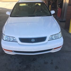 1998 Acura good condition daily driver reliable